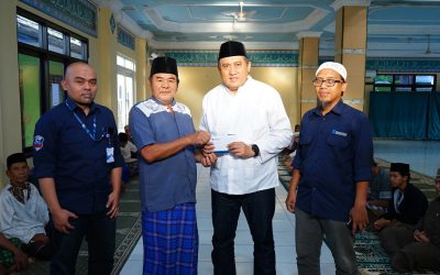 Krakatau IT Berbagi: Takjil Untuk Jamaah Masjid, Santunan Hingga Kajian Ramadhan